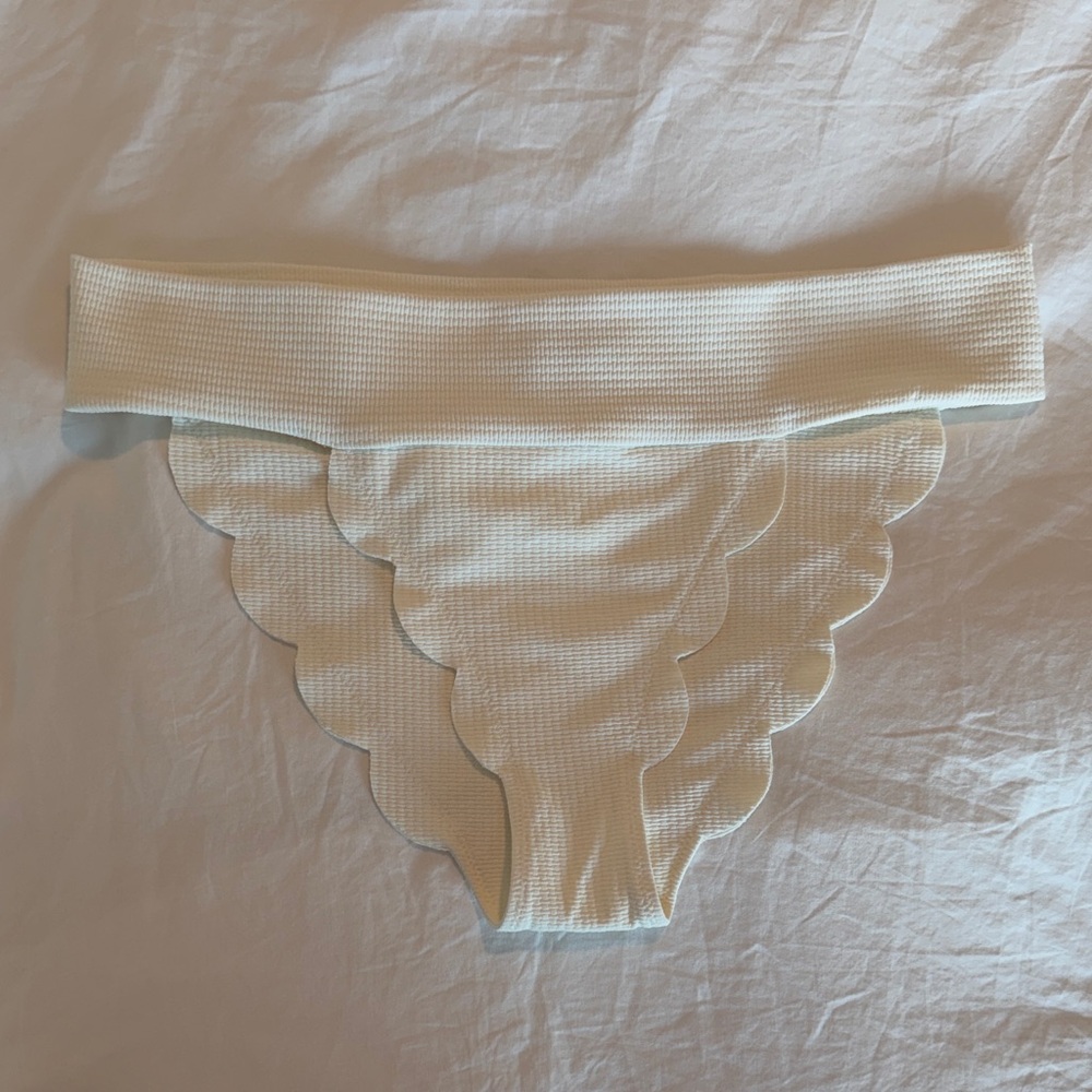 Marysia coconut Santa Clara bottoms size L NWOT